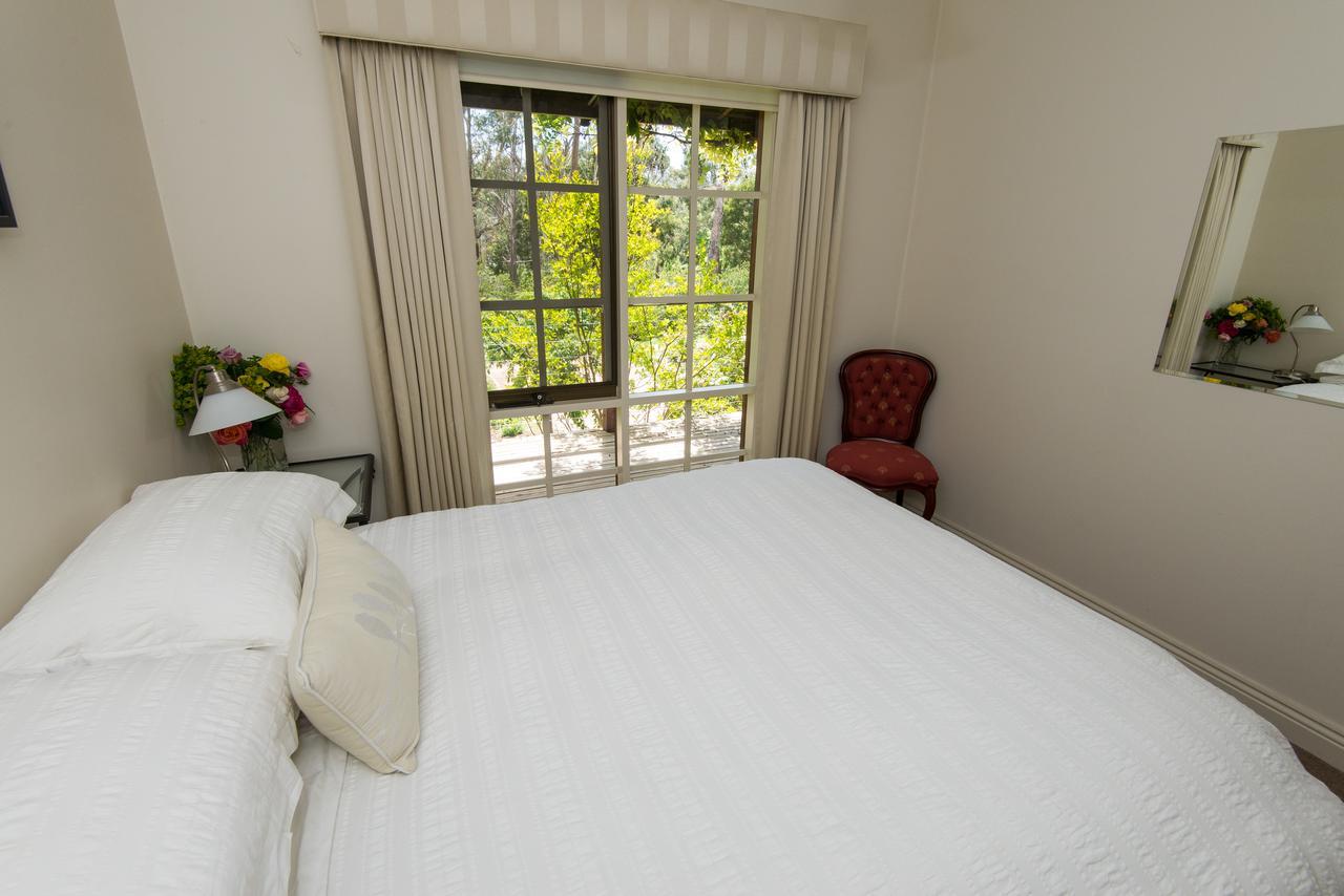Hollyhock Bed & Breakfast Macedon Eksteriør bilde